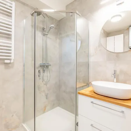 Horyzont -apartamenty W Czesci Uzdrowiskowej Kasprowicza,fredry- Blisko Morza!!! Kołobrzeg